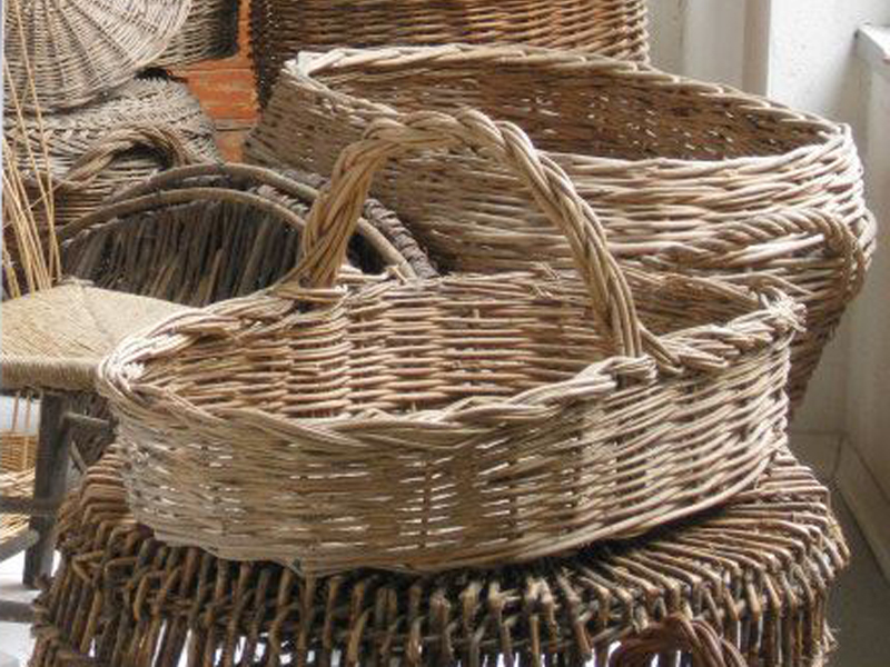 CRAFTSMEN OF THE COUNTRYSIDE