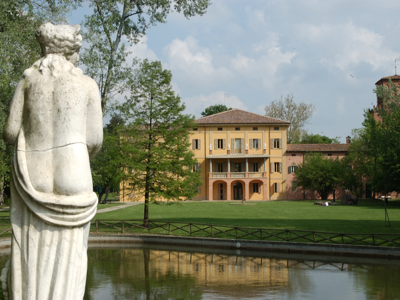 I grandi alberi del Parco di Villa Smeraldi, tra grandi alberi e specie ornamentali della campa