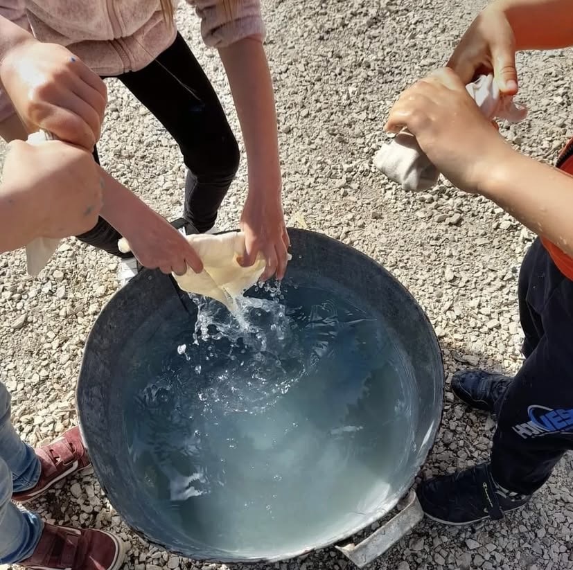 Lavaggio e colorazione dei panni