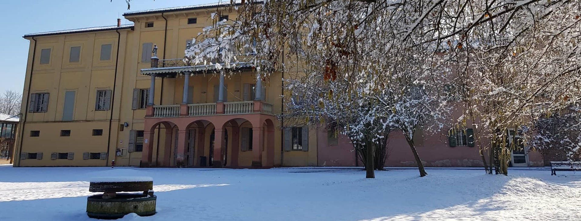 Villa Smeraldi con neve